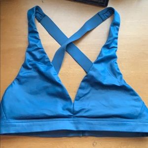 Victoria’s Secret triangle cross cross sports bra